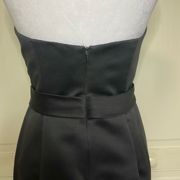 VINEYARD COLLECTION Women’s Black Ruched Side Ruffle Detail Formal Dress Size 8 - Picture 7 of 9